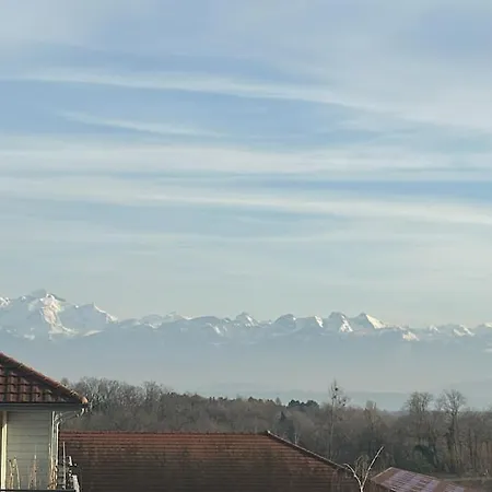 Pool Quiet View Of Montain Gex